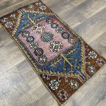 Picture of 1.5x3 Hand-Knotted Turkish Anatolian Small Colorful Pink Rug